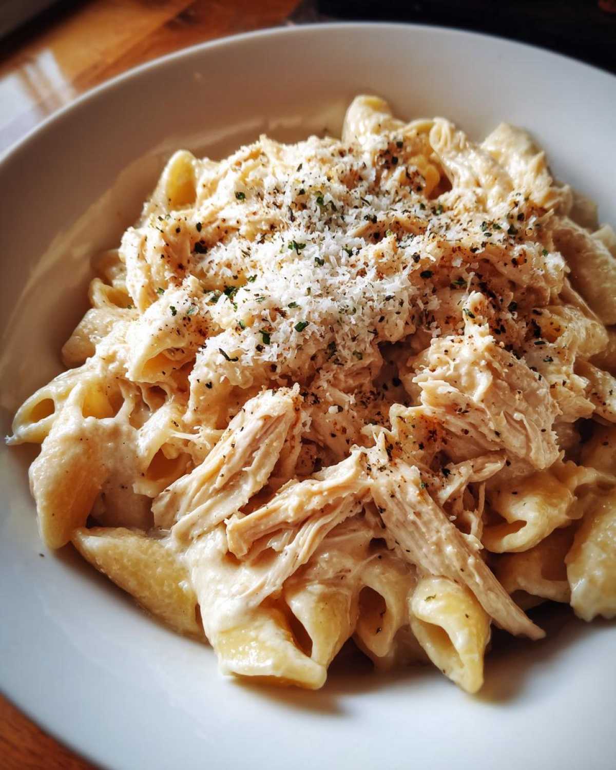 Slow Cooker Garlic Parmesan Chicken Pasta - detail 2