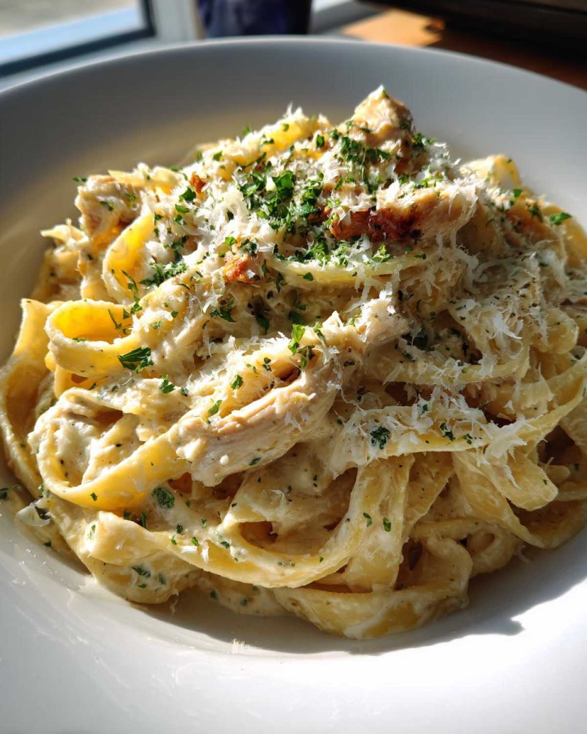 Slow Cooker Garlic Parmesan Chicken Pasta - detail 4