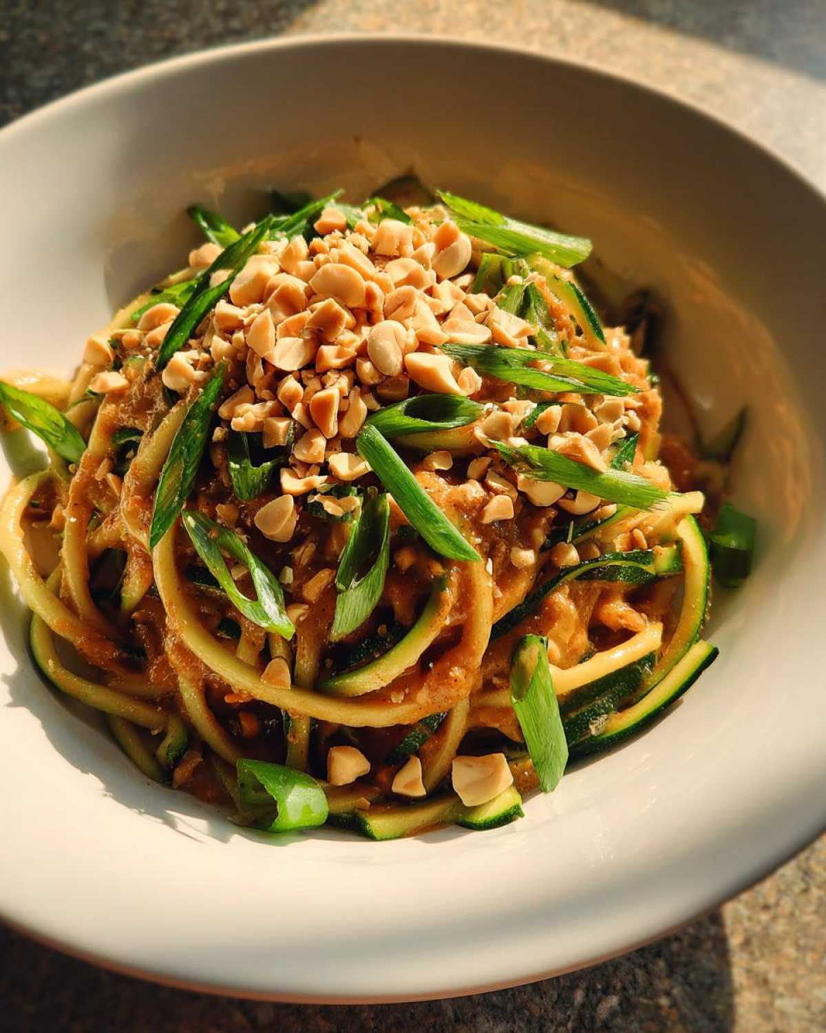 Spicy Thai Peanut Zucchini Noodles - detail 2