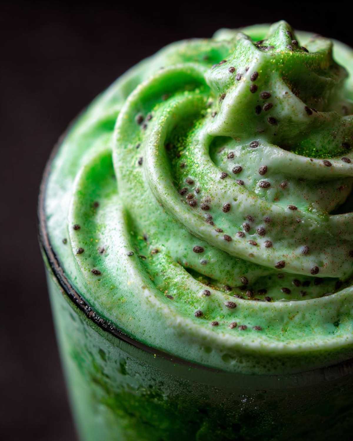 St. Patrick's Day Shamrock Shake Smoothie - detail 2