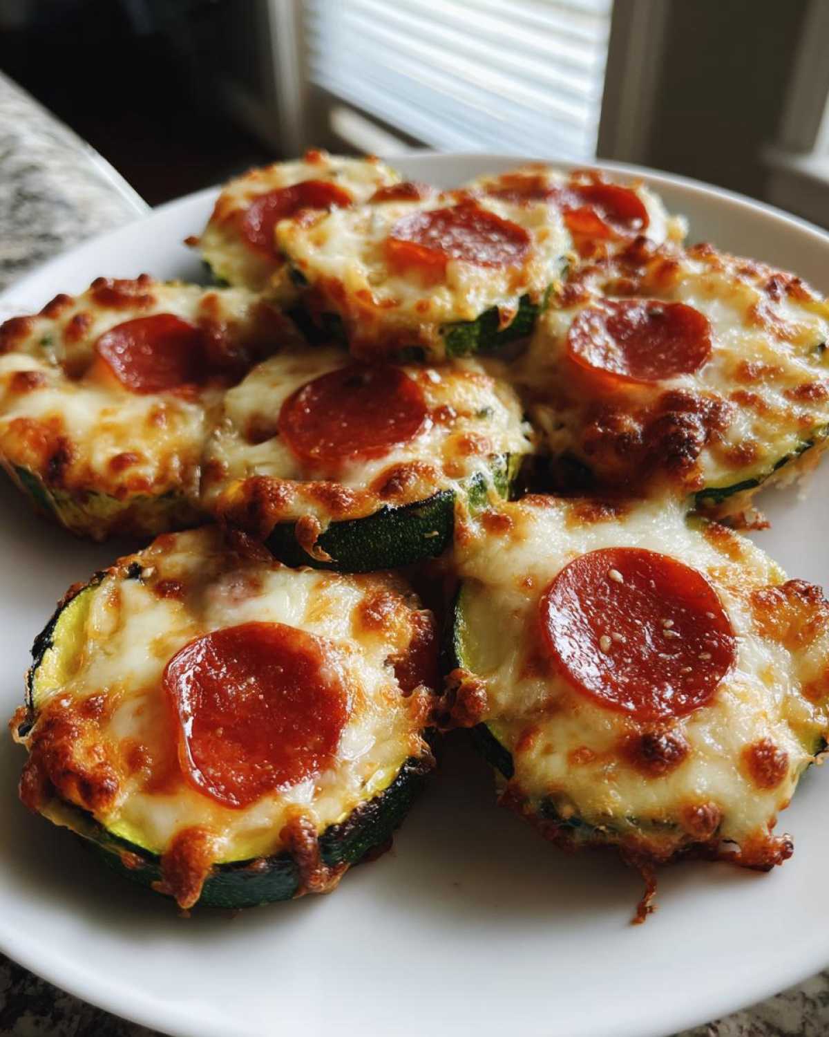 Zucchini Pizza Bites for Low-Carb Cravings - detail 2