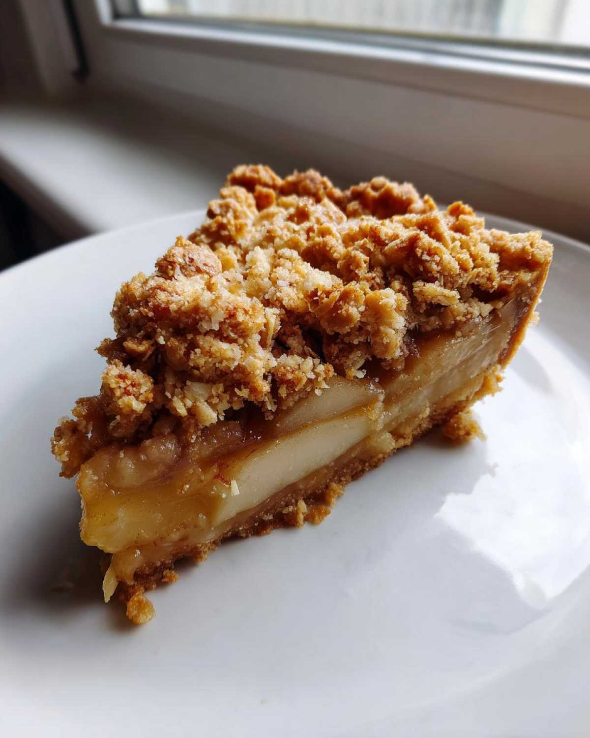 Ginger-Pear Crumble Tart with Brown Butter - detail 1