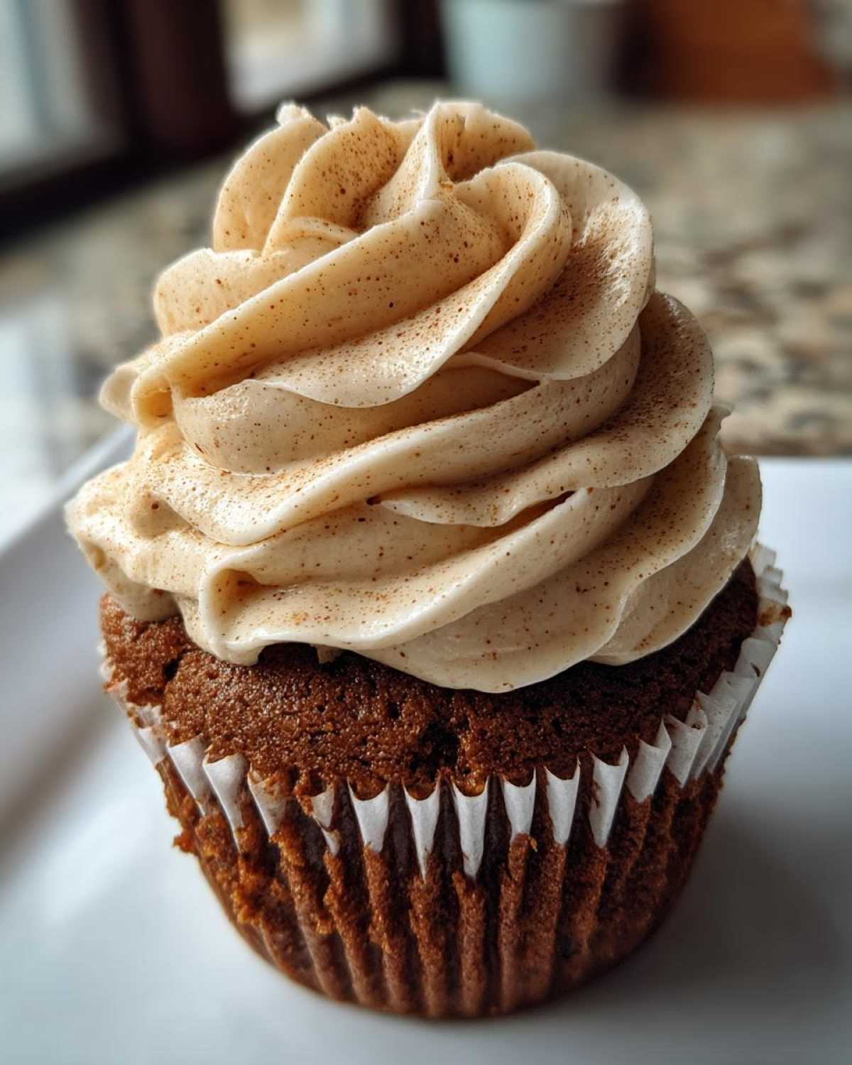 Gingerbread Spice Latte Cupcakes - detail 3