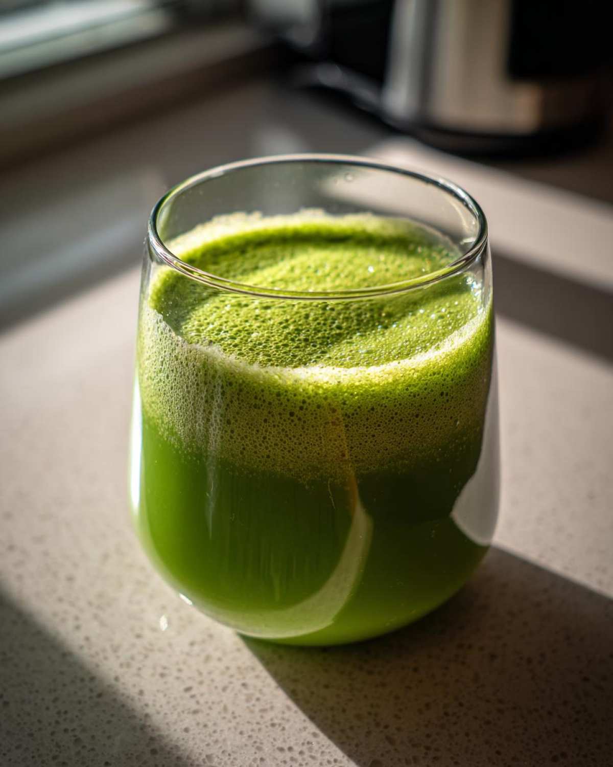 Avocado Spinach Smoothie (Nutrient-Packed Green Fuel) - detail 2