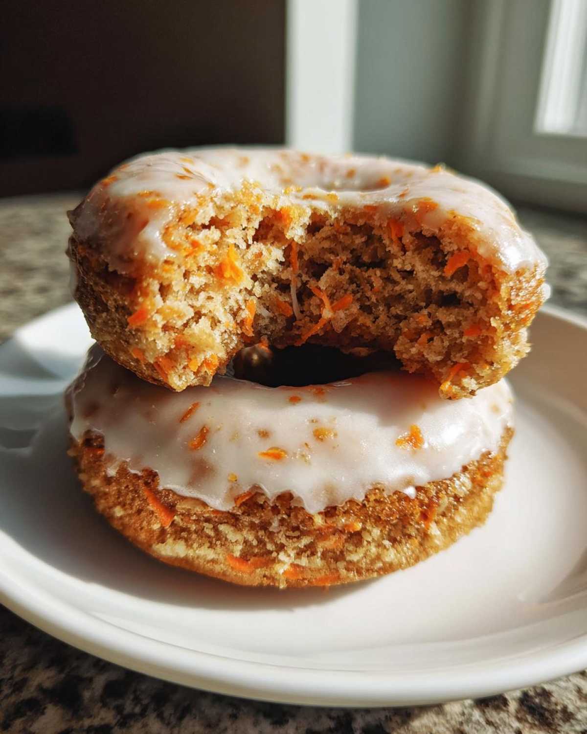 Carrot Cake Donuts with Glaze - detail 3