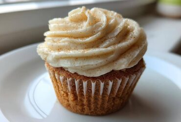 Champagne Cupcakes with Fizzy Frosting (New Year’s Party Treat)