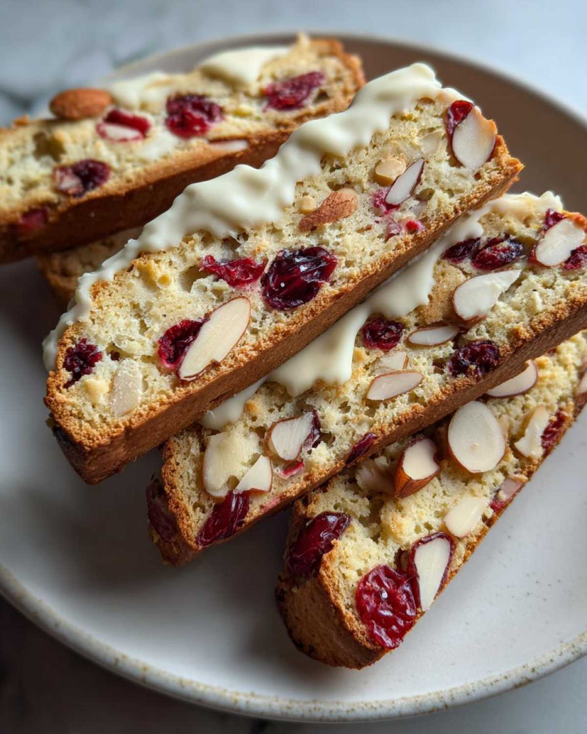 Cranberry Almond Biscotti with White Chocolate - detail 3