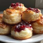 Cranberry Brie Bites with Puff Pastry