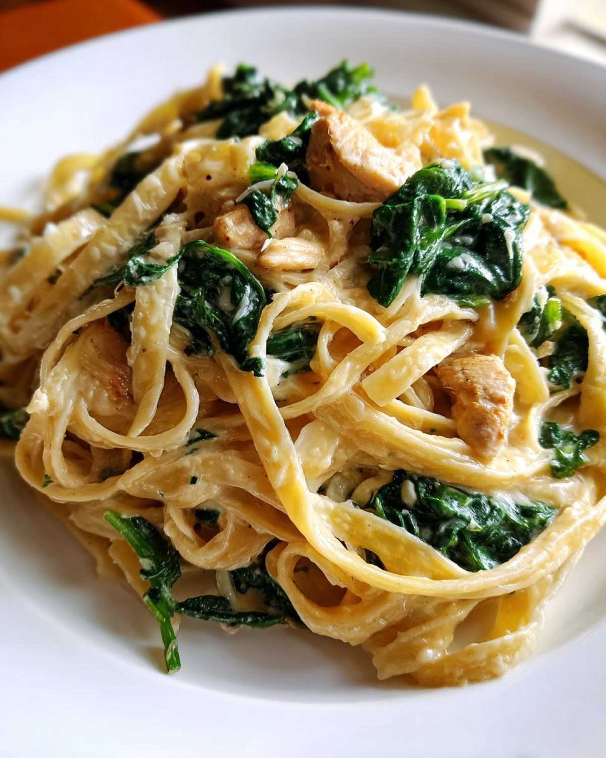 Creamy Tuscan Garlic Pasta with Spinach - detail 1