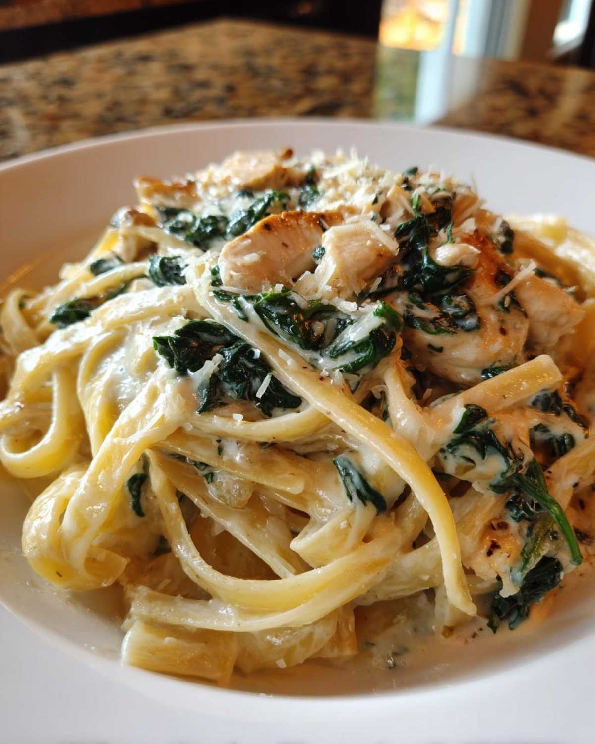 Creamy Tuscan Garlic Pasta with Spinach - detail 4