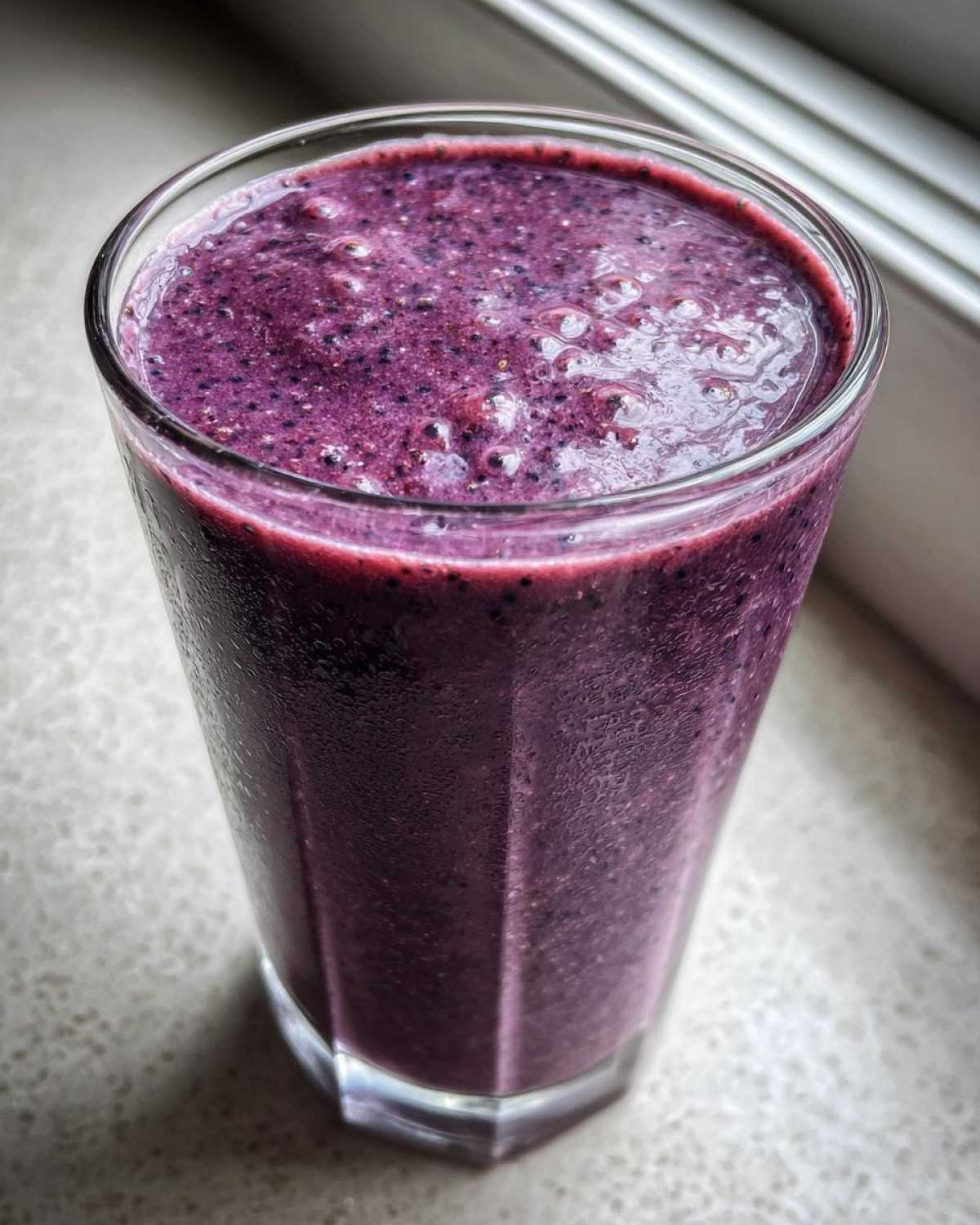 Hangover Cure Smoothie (Revive on New Year’s Day) - detail 4