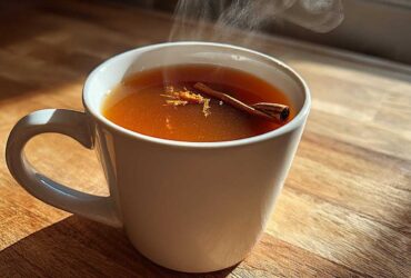 Hot Spiced Apple Cider (Cozy Slow Cooker Drink)