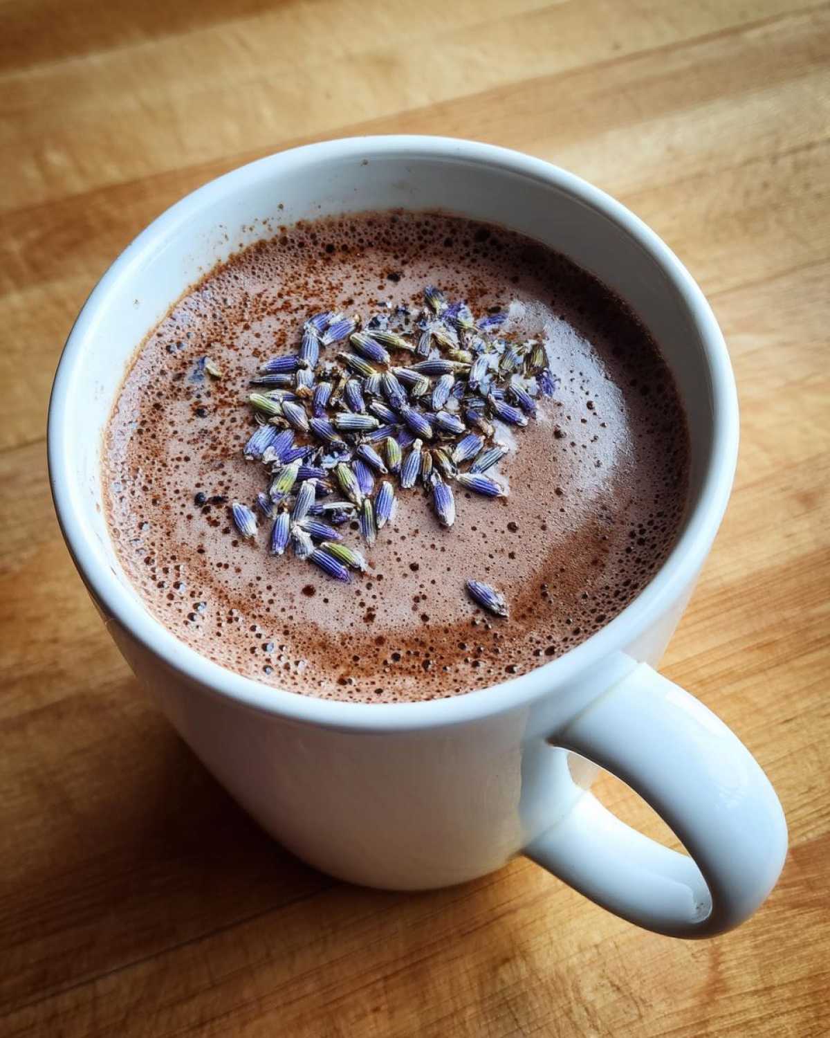 Lavender Hot Chocolate (Soothing Nightcap) - detail 3