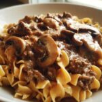 Lazy One-Pot Beef Stroganoff (Weeknight-Friendly)