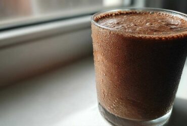 Mocha Protein Smoothie (Energize & Recover)
