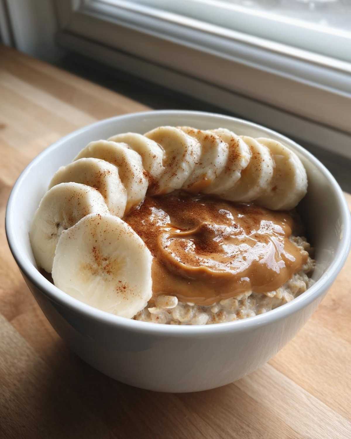 Peanut Butter Banana Oatmeal Bowl - detail 2