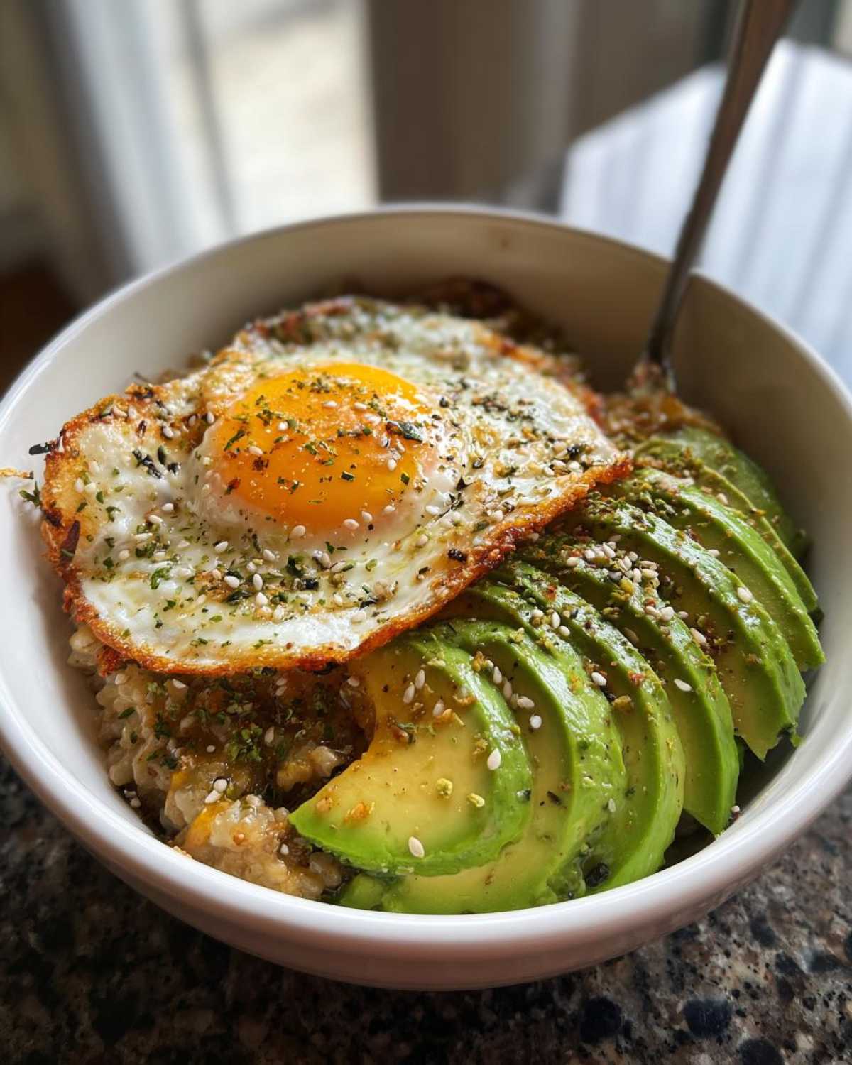 Savory Oatmeal with Avocado & Egg (Trendy Twist) - detail 4