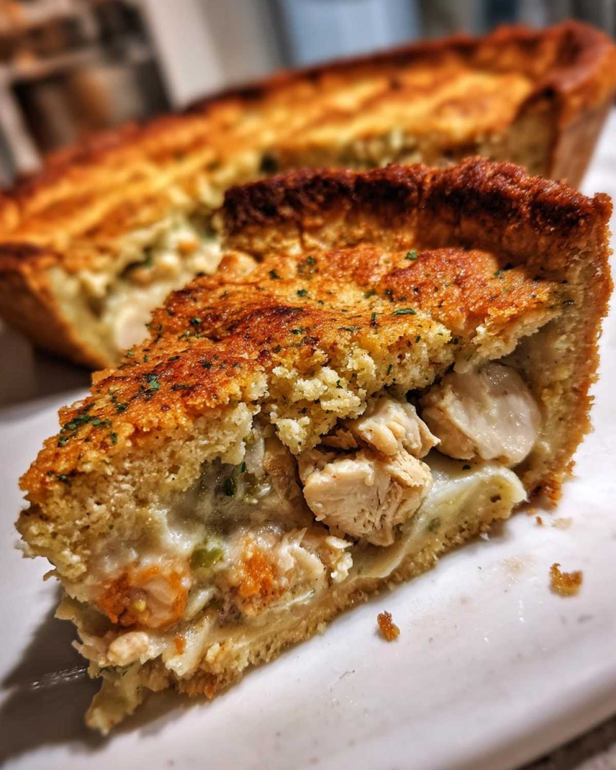 Skinny Chicken Pot Pie with Cauliflower Crust - detail 1
