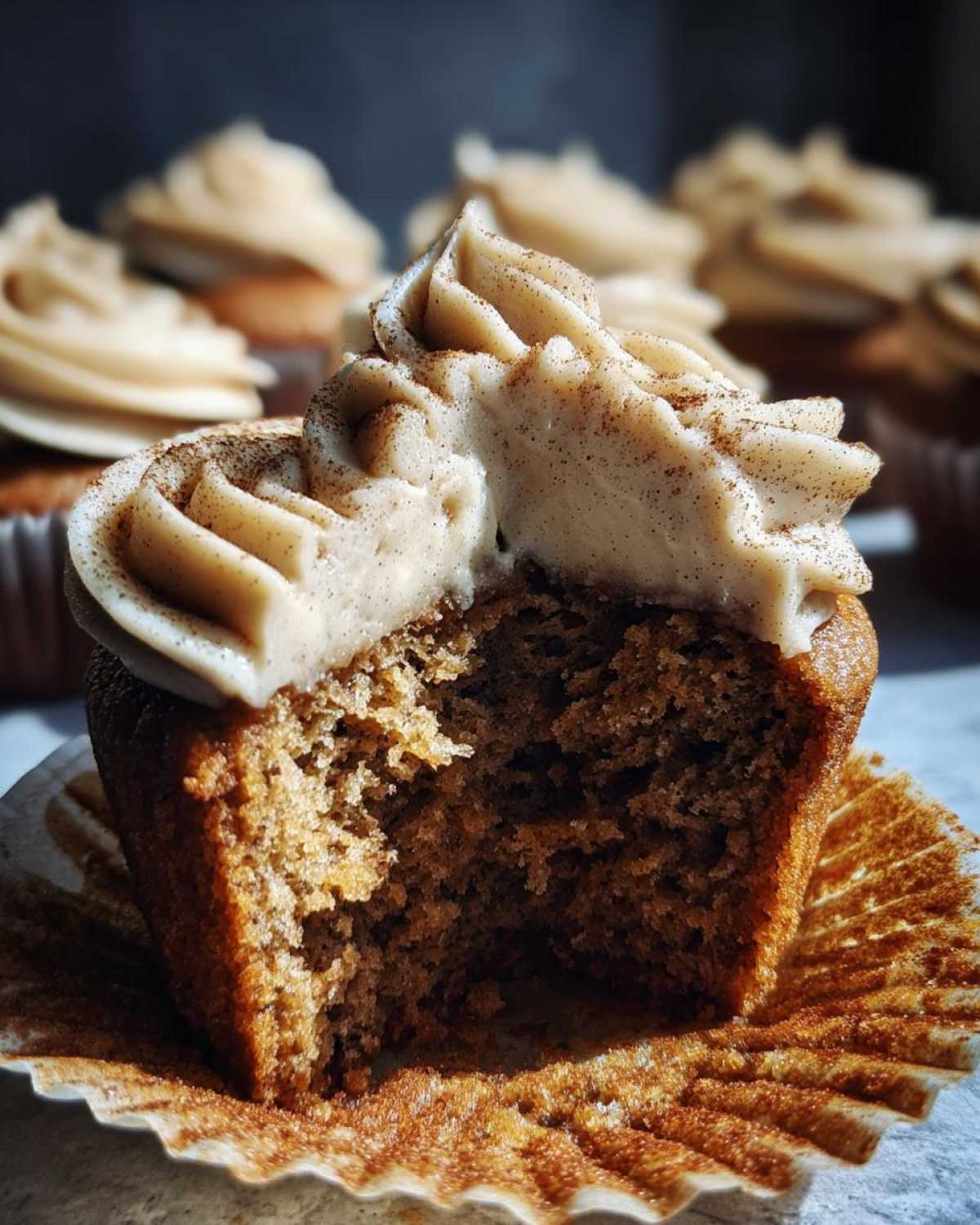 Spiced Chai Cupcakes with Frosting - detail 4