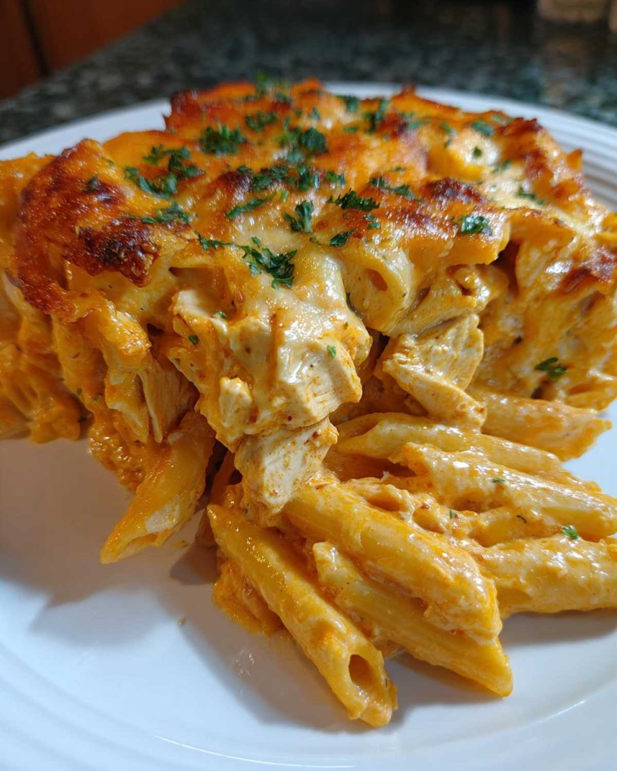 Spicy Cajun Chicken Alfredo Pasta Bake - detail 2